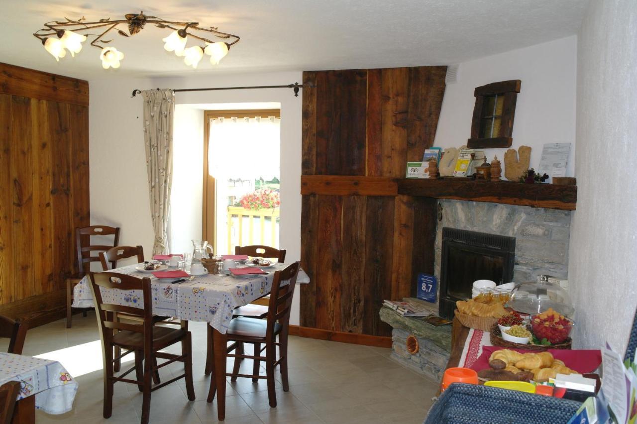 B&B Lo Van - Camere Al Verde Villaggio Di Rumiod 셍피에르 외부 사진